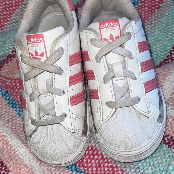 💖💖Adidas Shell Top Toddler Size 8💖💖 - Picture 3 of 5